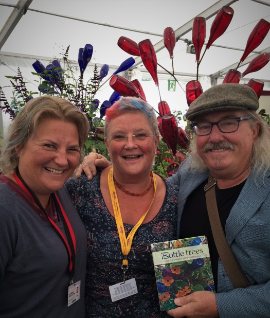 Felder with Ingrid and Sarah Millington (3)