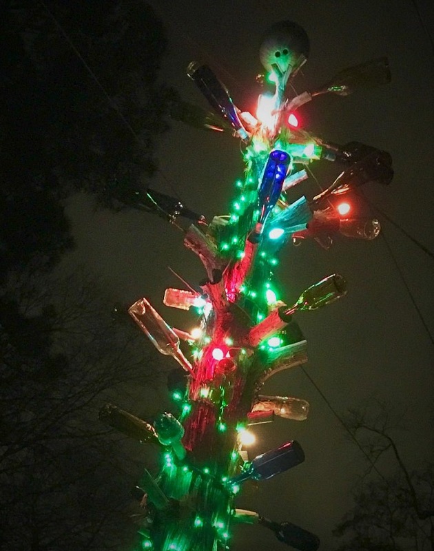 Big-Ass Bottle Tree lights